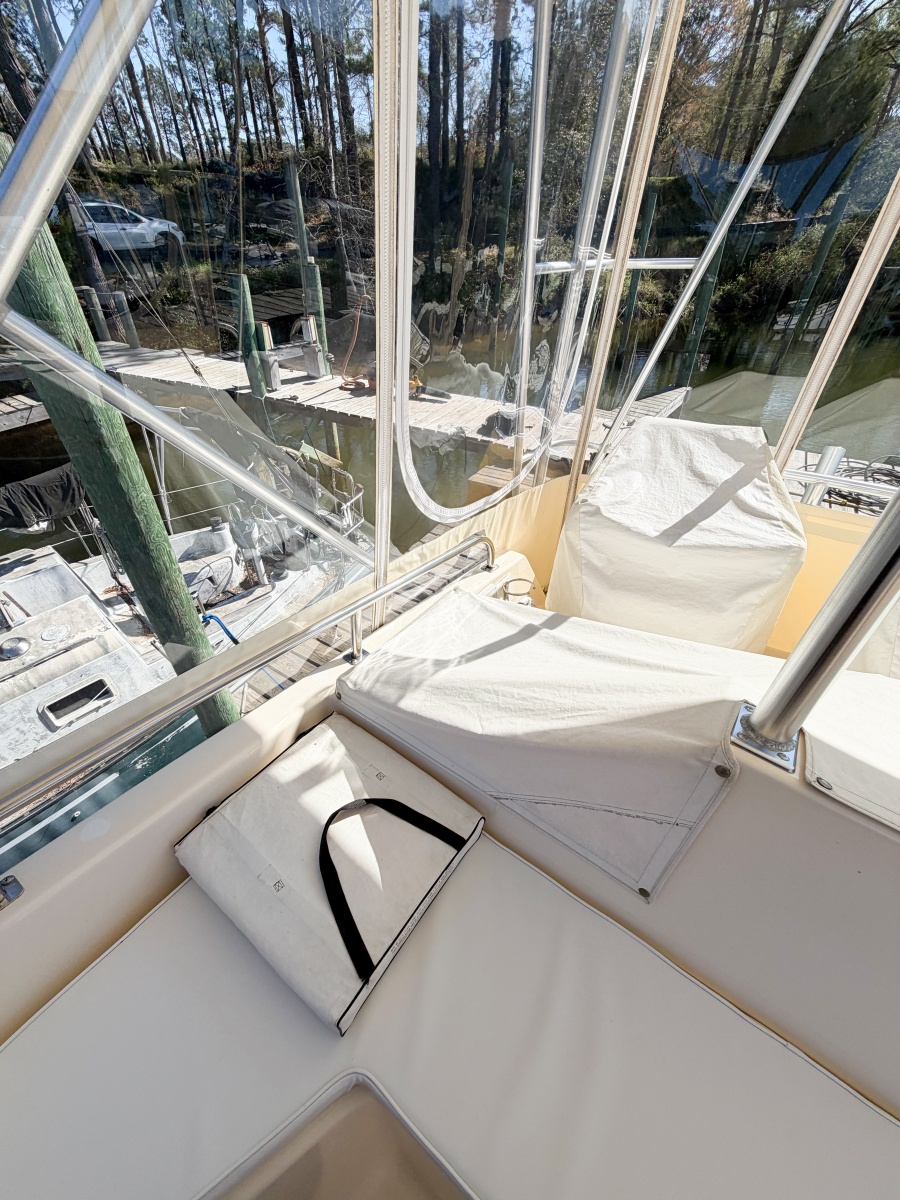 36' 1988 Pacemaker 36 Convertible