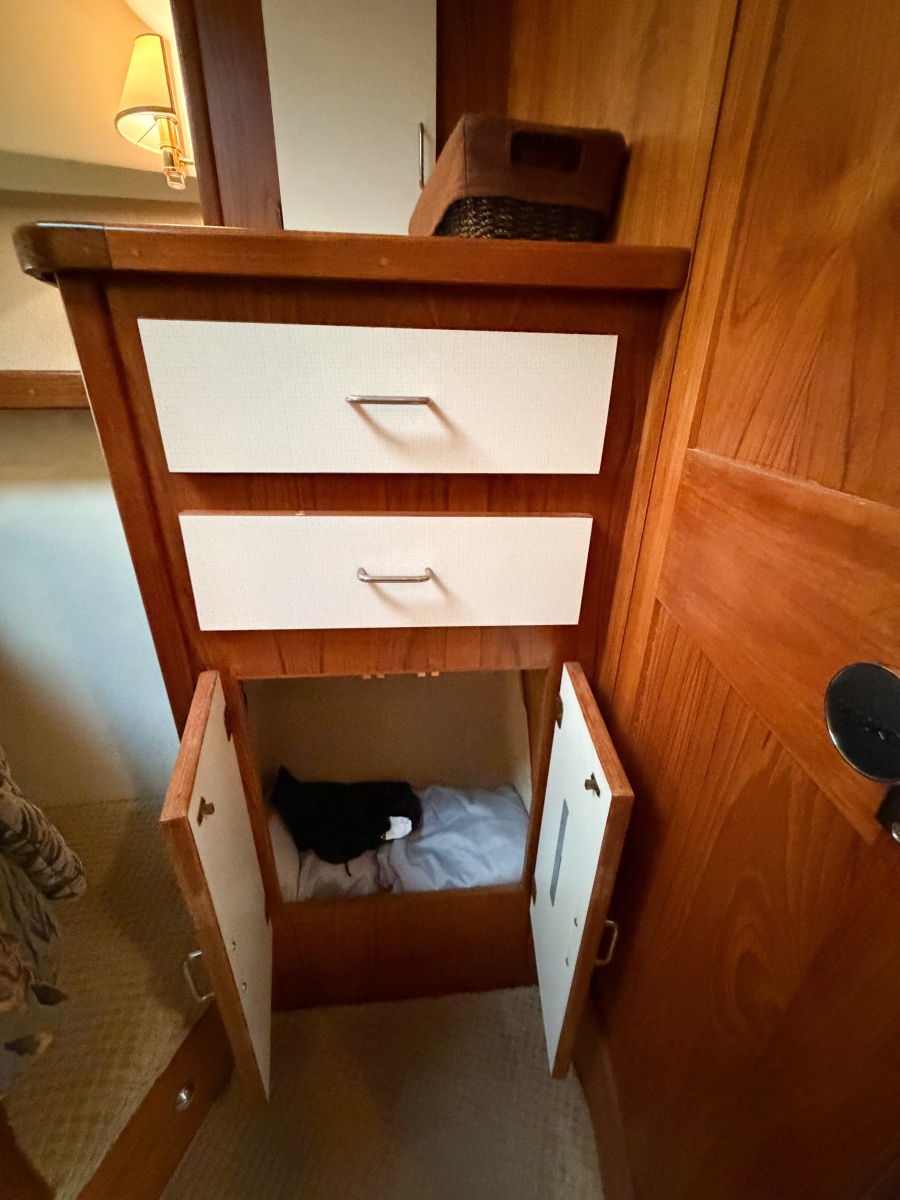 36' 1988 Pacemaker 36 Convertible