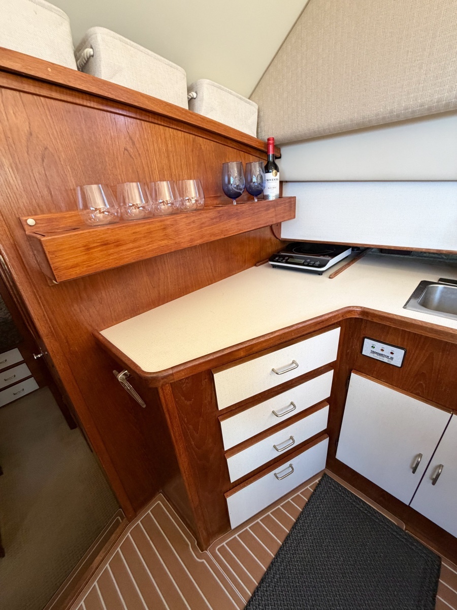 GONE GIRL 36ft Pacemaker Yacht For Sale