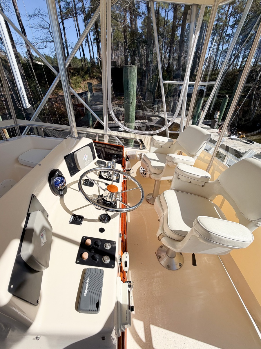 36' 1988 Pacemaker 36 Convertible