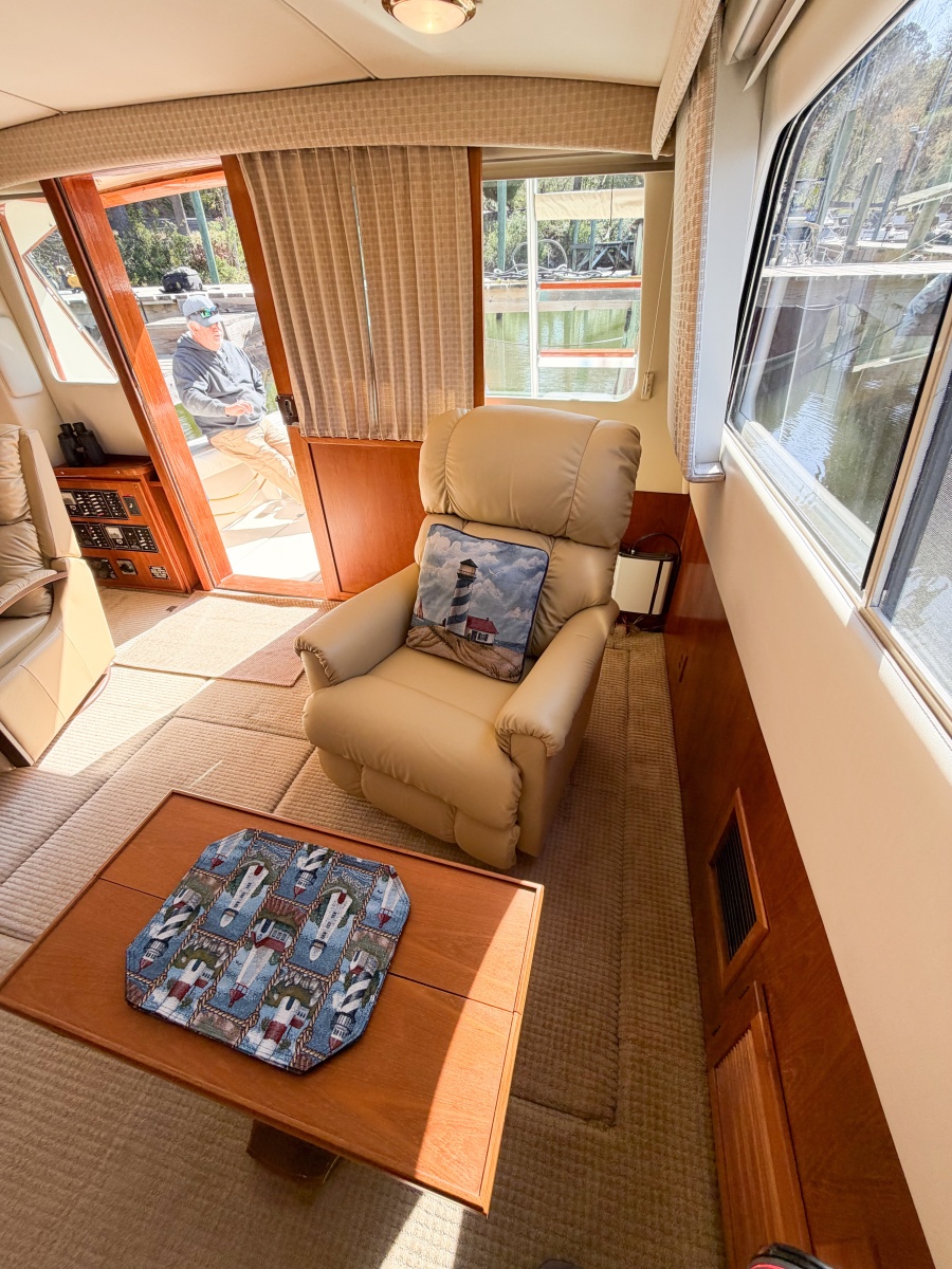 36' 1988 Pacemaker 36 Convertible