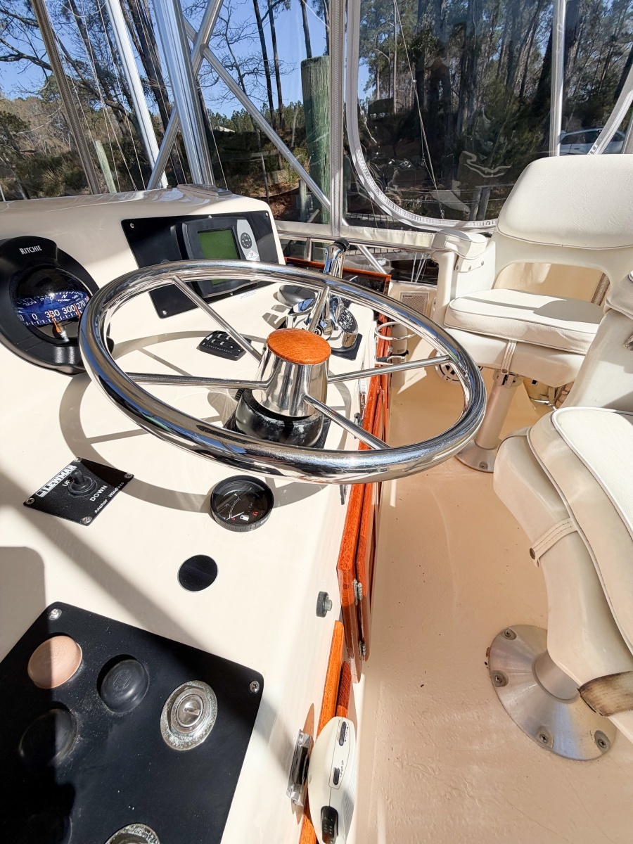 GONE GIRL 36ft Pacemaker Yacht For Sale