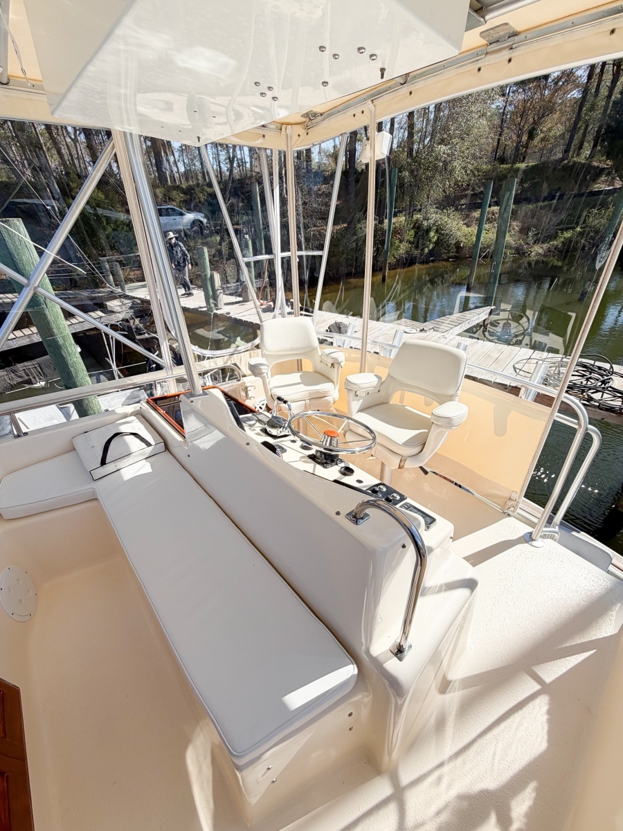 GONE GIRL 36ft Pacemaker Yacht For Sale