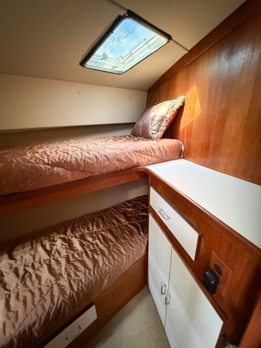 GONE GIRL 36ft Pacemaker Yacht For Sale