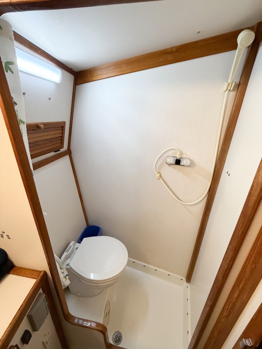 GONE GIRL 36ft Pacemaker Yacht For Sale