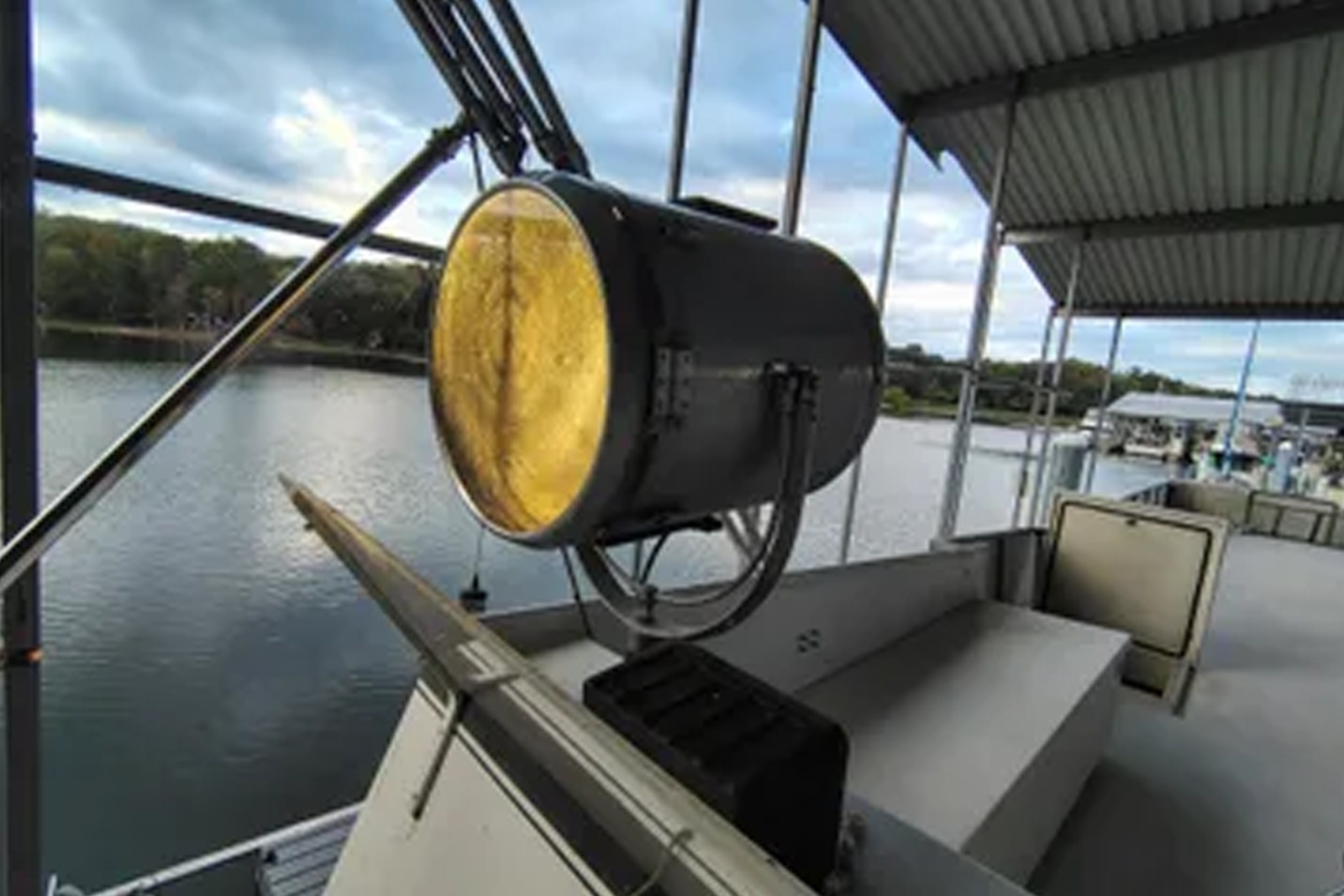 50' 1981 Lazy Days 50