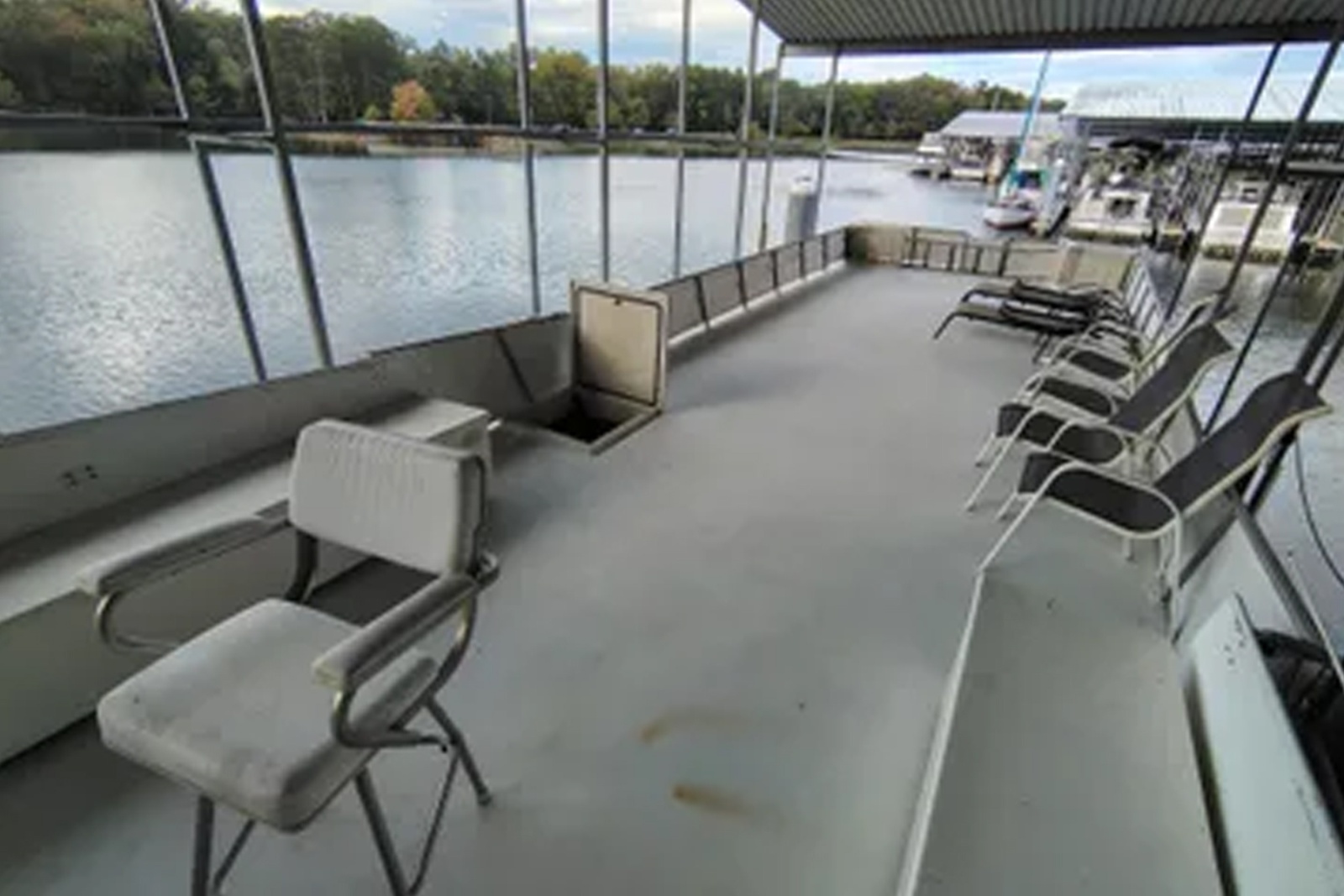 50' 1981 Lazy Days 50