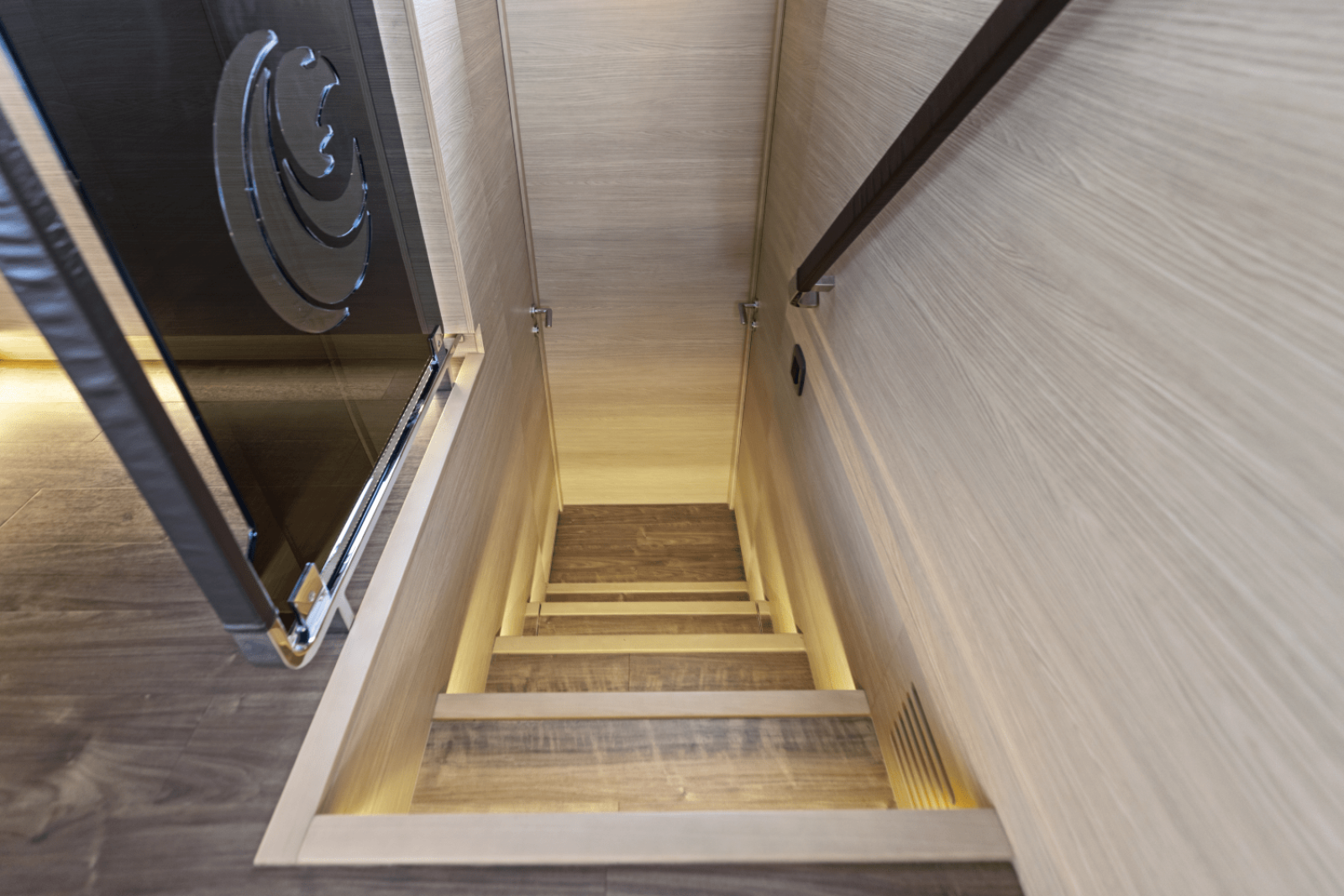 50ft Aquila Yacht For Sale