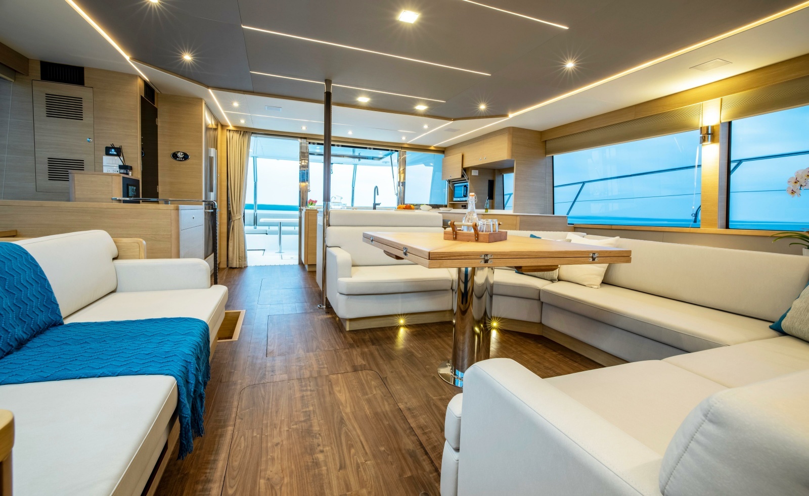 54ft Aquila Yacht For Sale