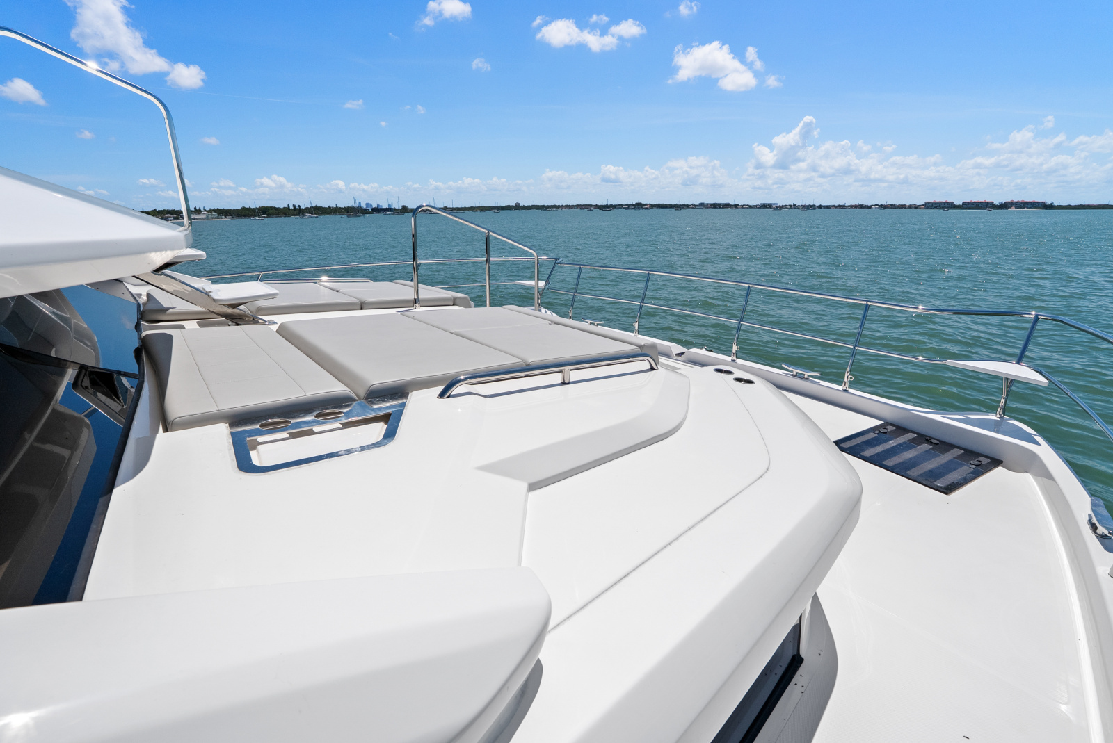 54ft Aquila Yacht For Sale