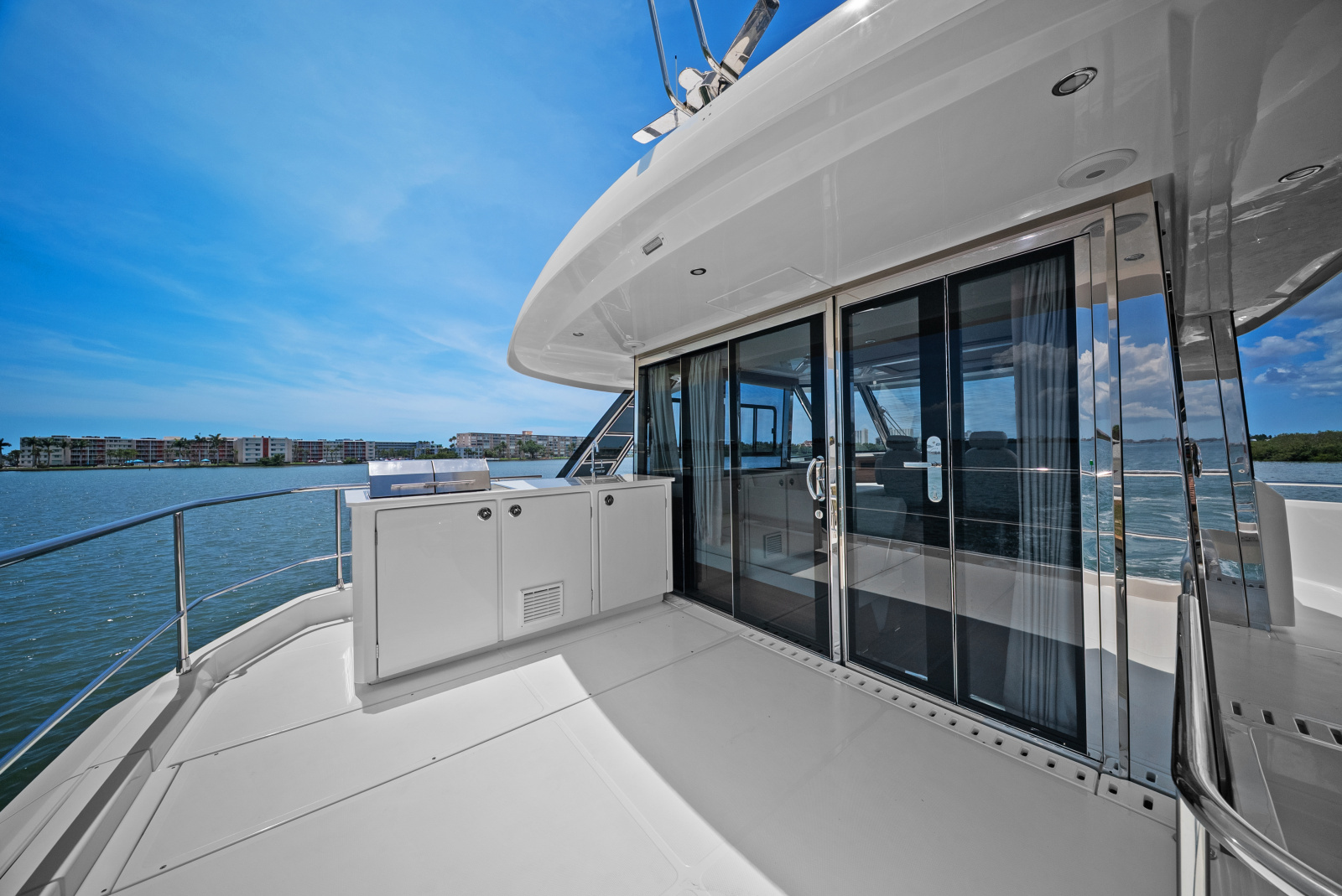 54ft Aquila Yacht For Sale