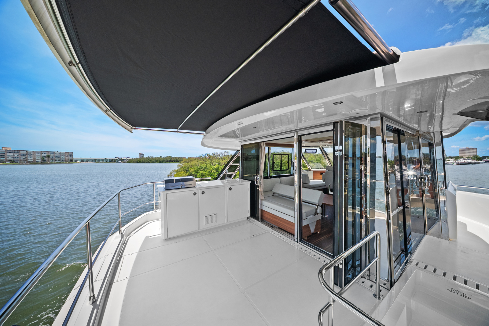 54ft Aquila Yacht For Sale