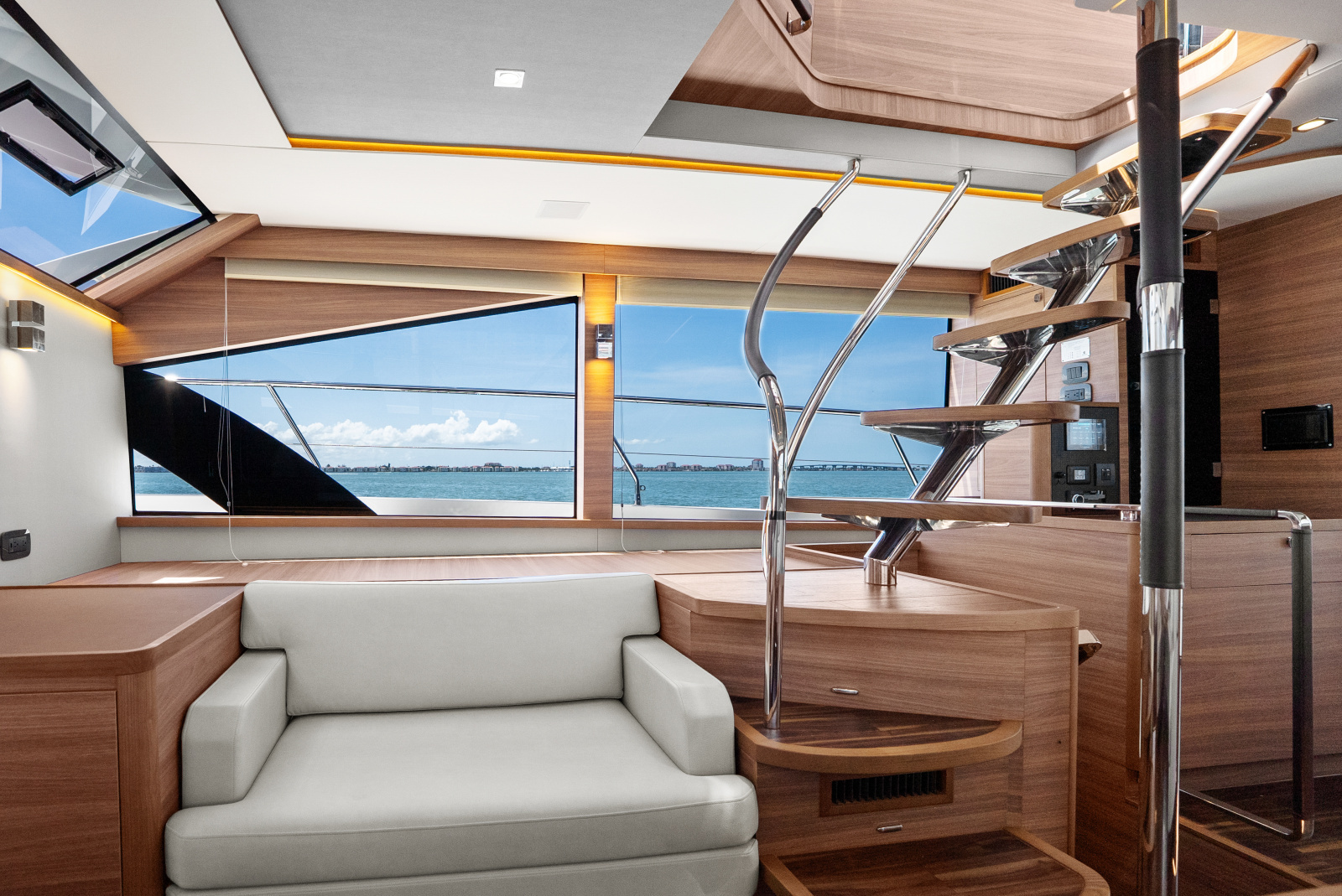 54ft Aquila Yacht For Sale