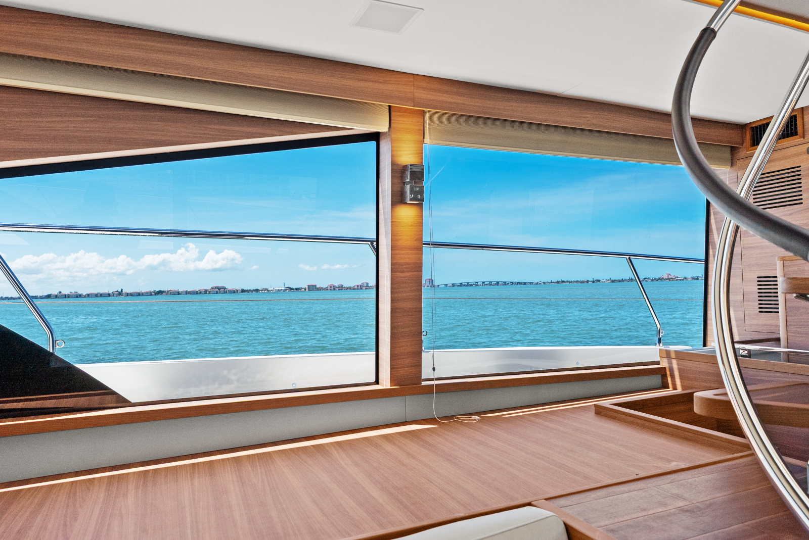 54ft Aquila Yacht For Sale