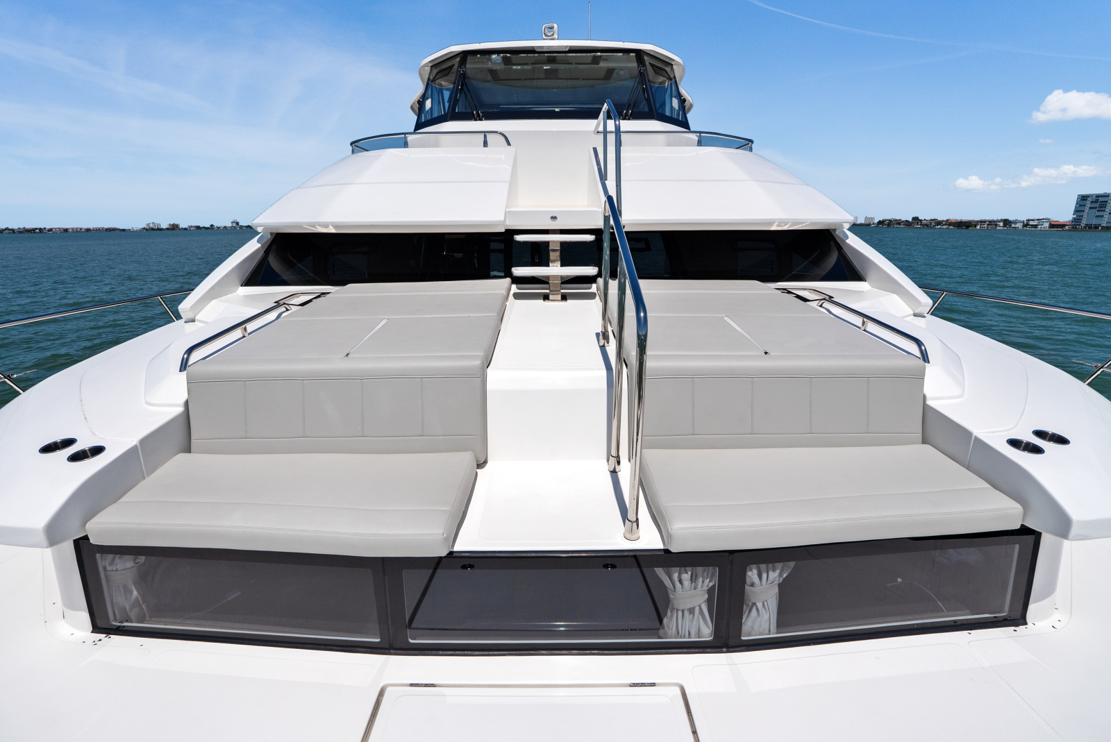 54ft Aquila Yacht For Sale
