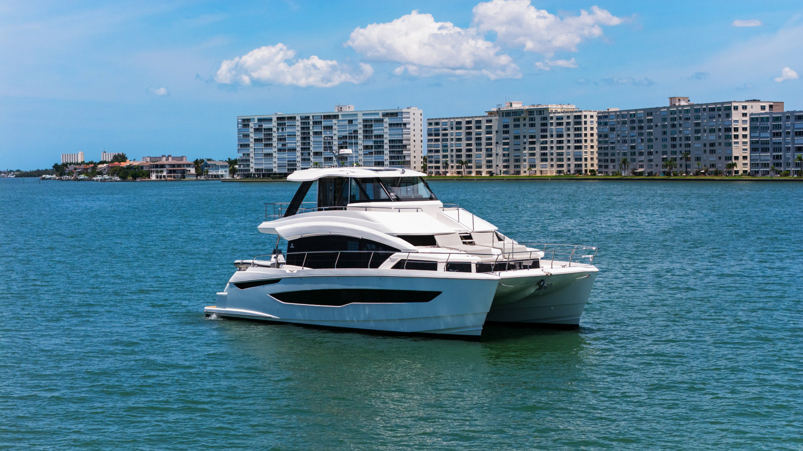 54ft Aquila Yacht For Sale