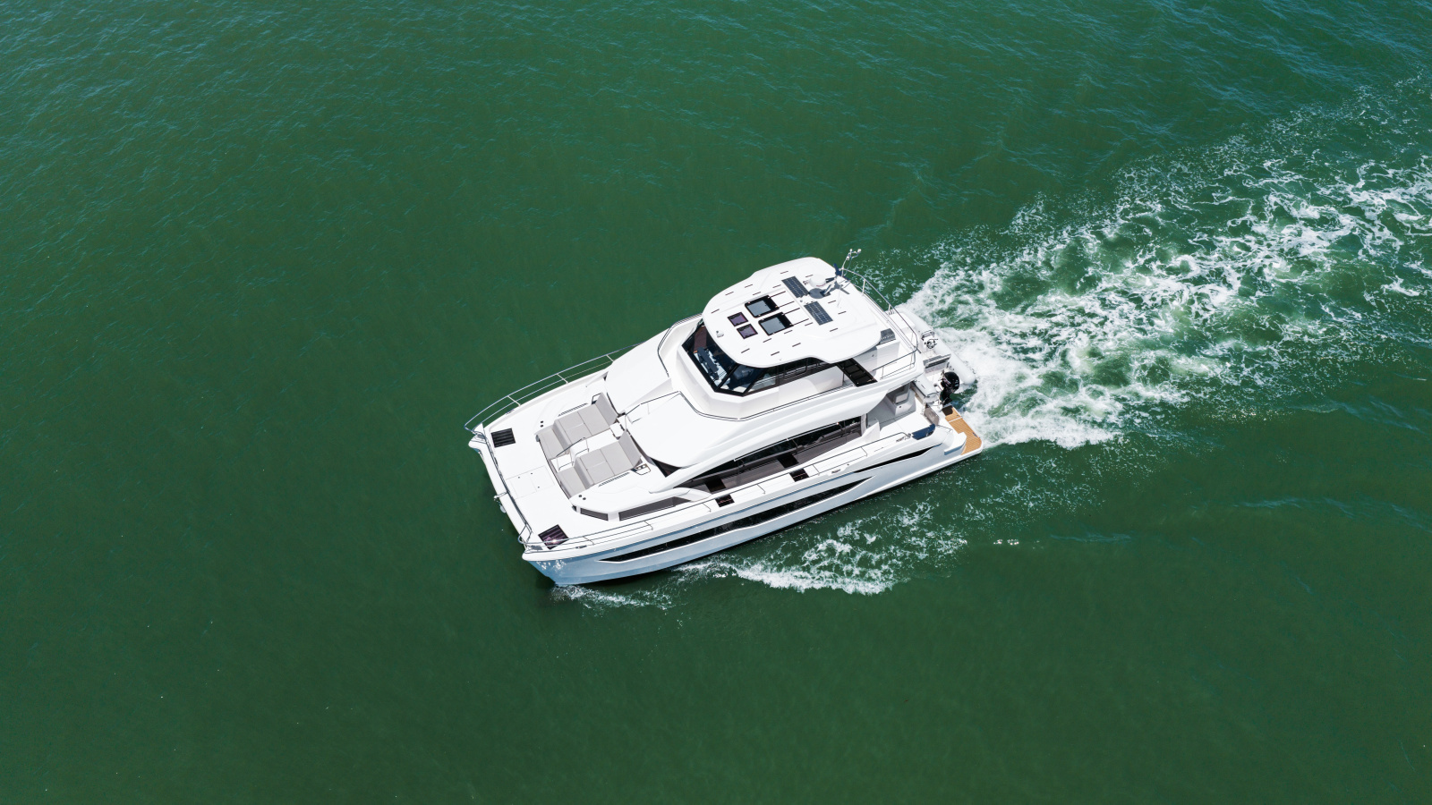 54ft Aquila Yacht For Sale