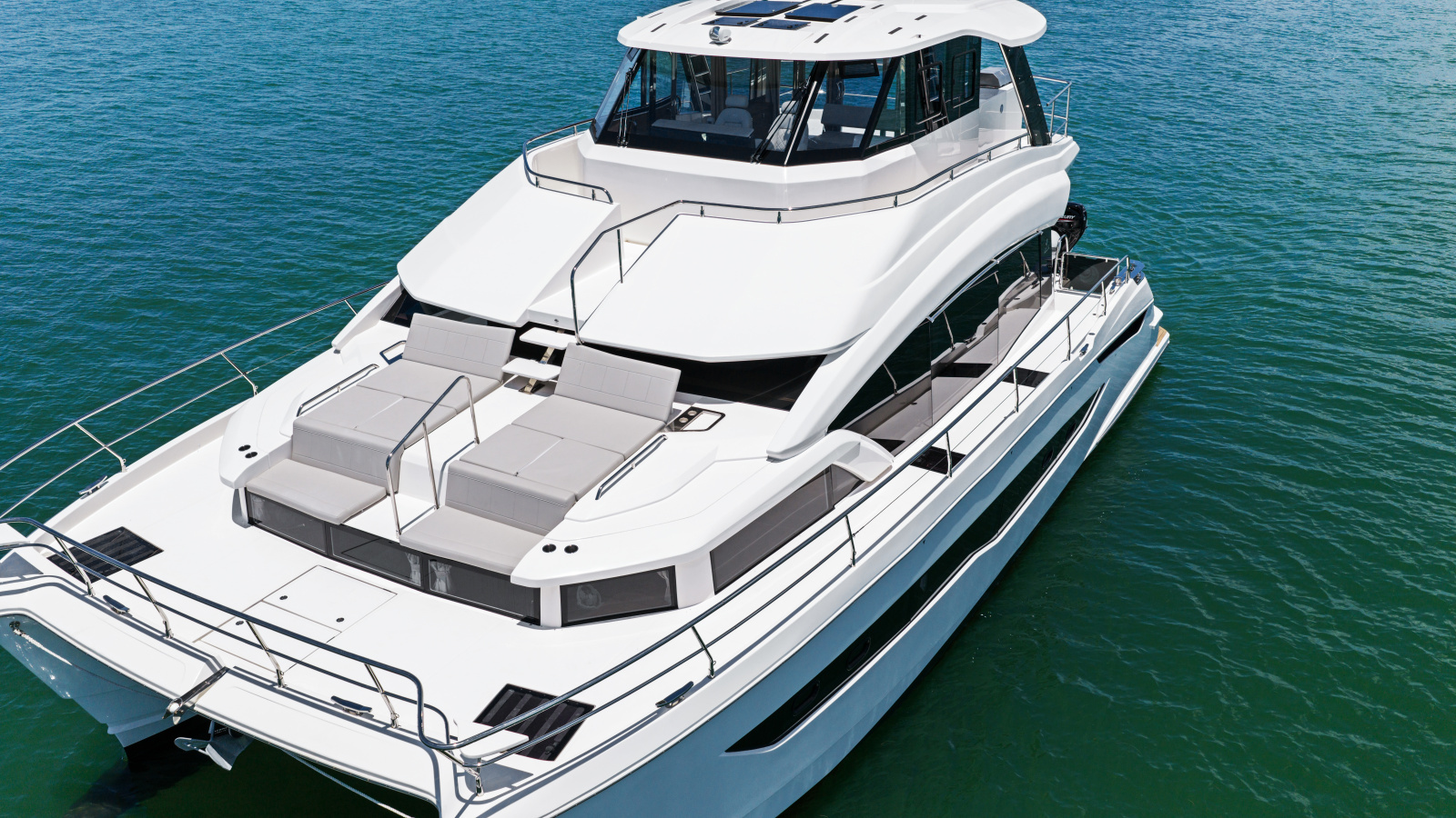 54ft Aquila Yacht For Sale