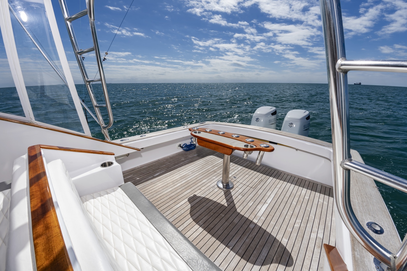 2009 CUSTOM CAROLINA 36 Express