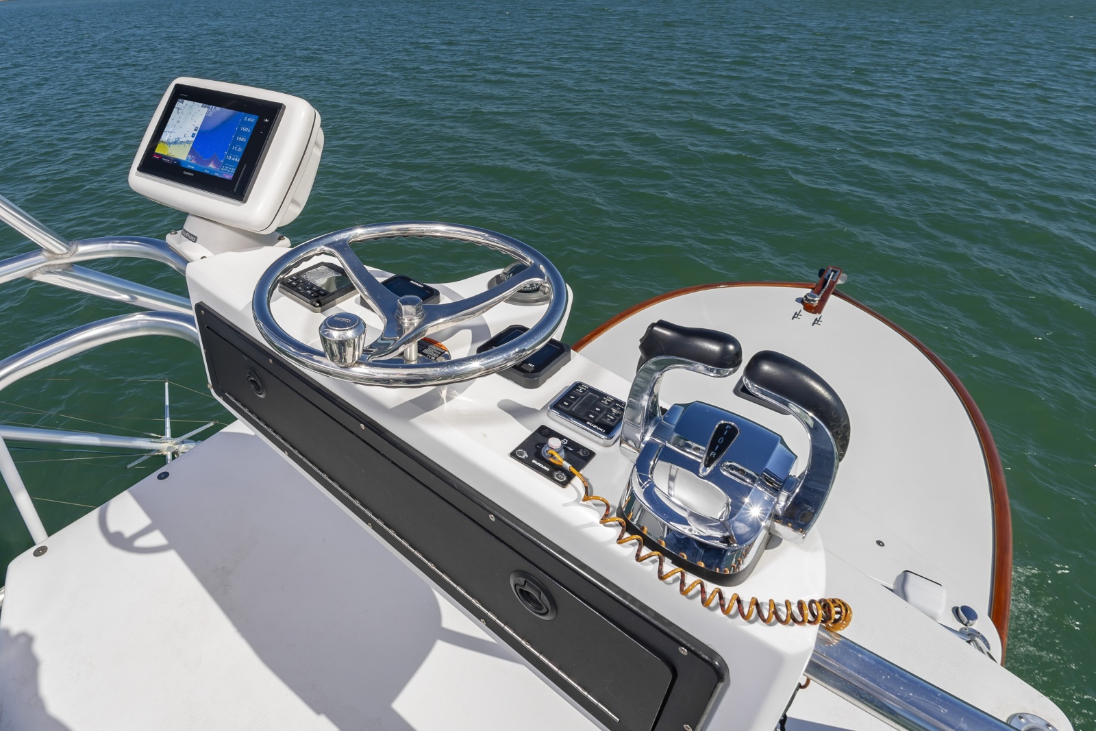 2009 CUSTOM CAROLINA 36 Express