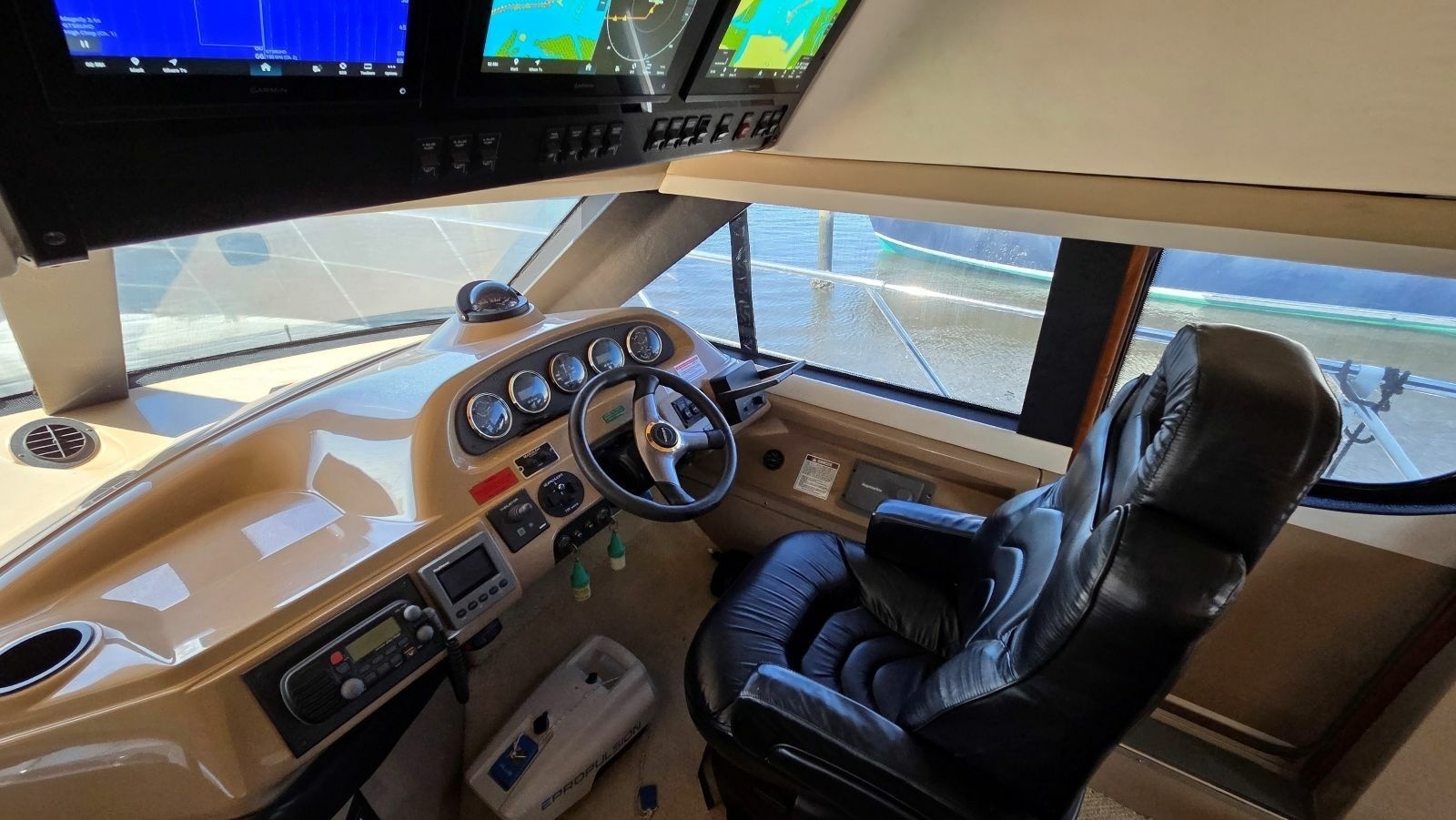 2000 Carver 450 Voyager Pilothouse