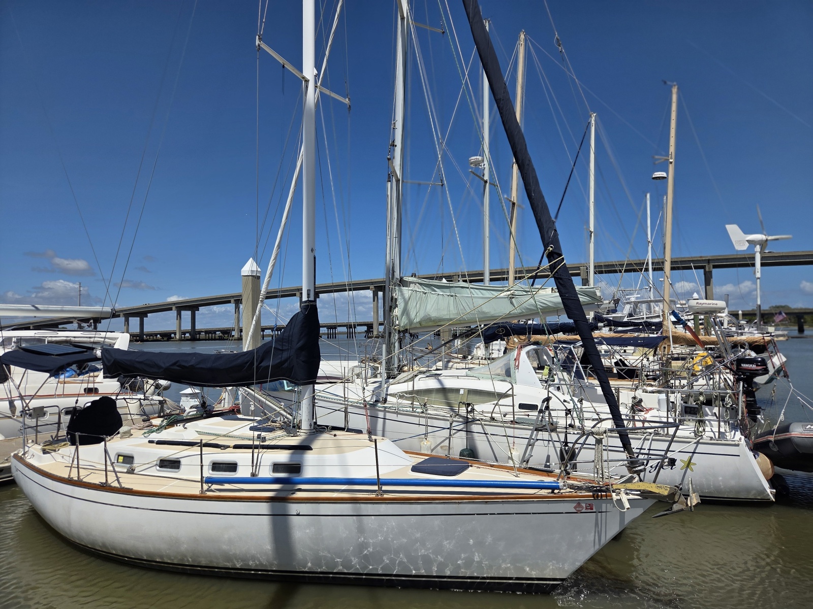 34' 1986 Tartan 34-2