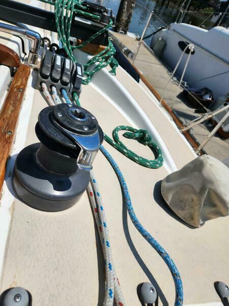 34' 1986 Tartan 34-2