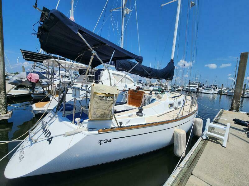 34' 1986 Tartan 34-2