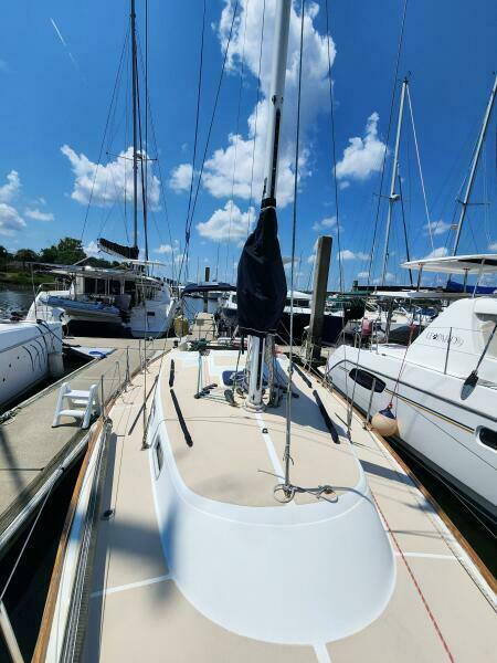 34' 1986 Tartan 34-2