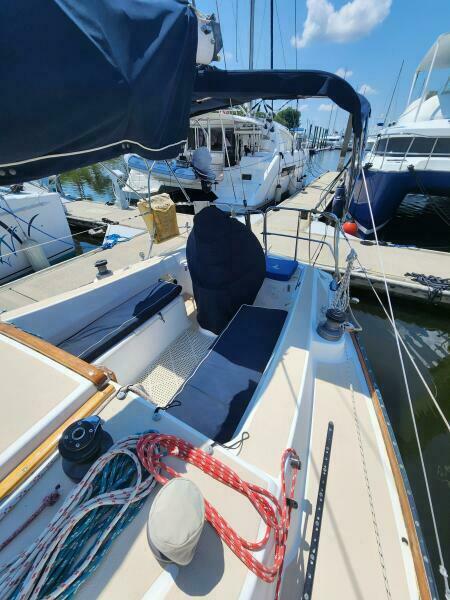 34' 1986 Tartan 34-2