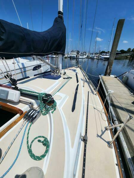 34' 1986 Tartan 34-2