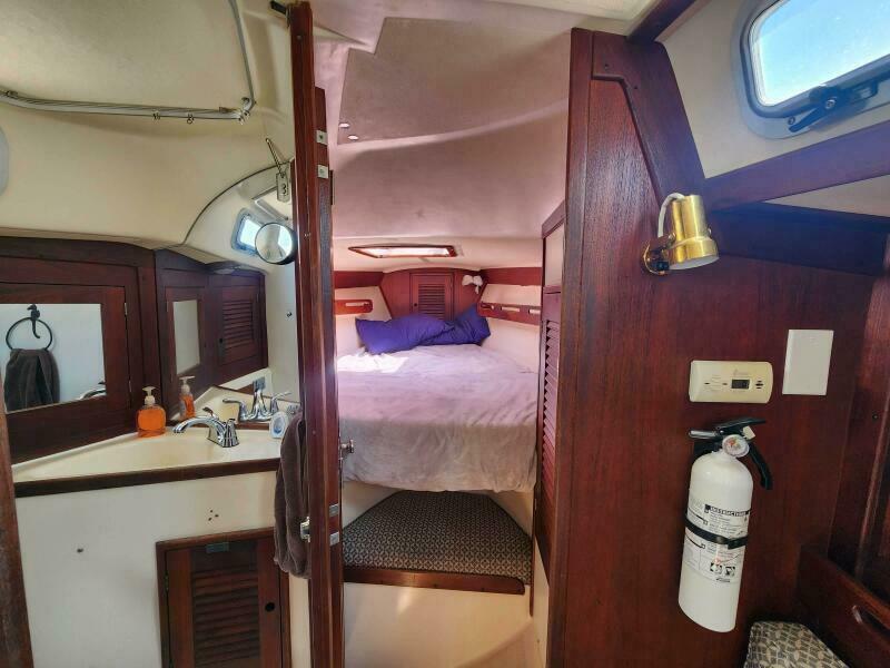 34' 1986 Tartan 34-2