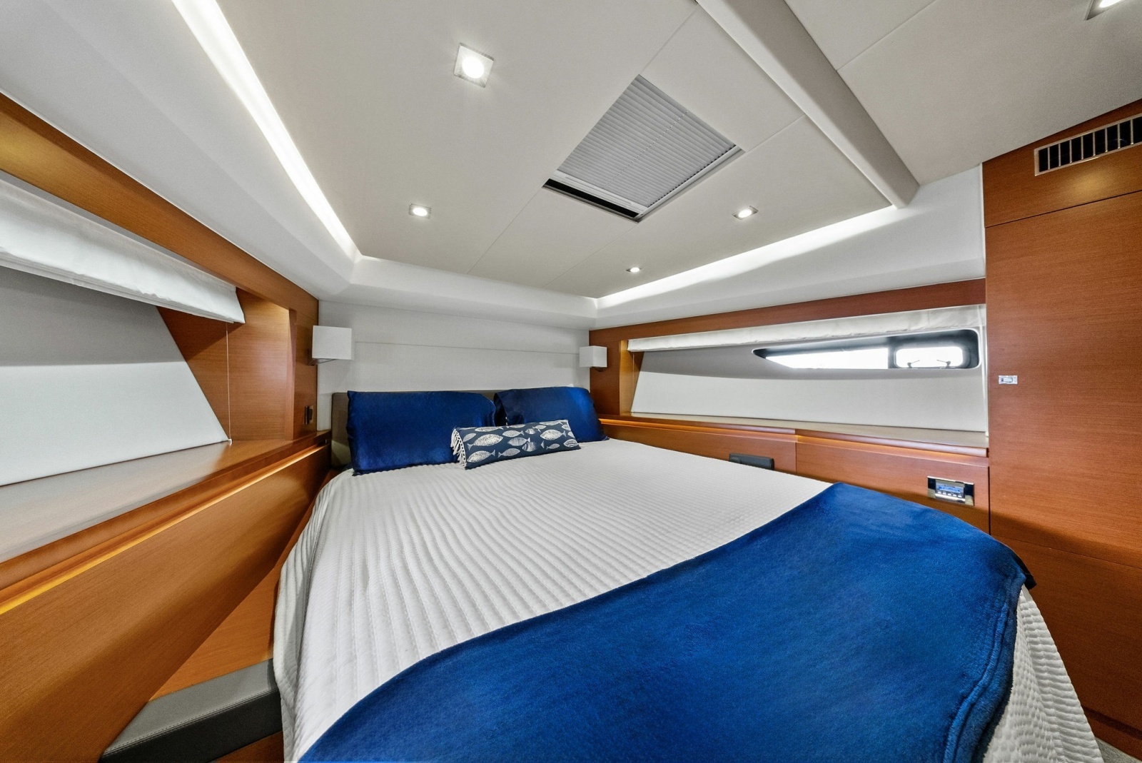 2015 Prestige 550 'Legacy'