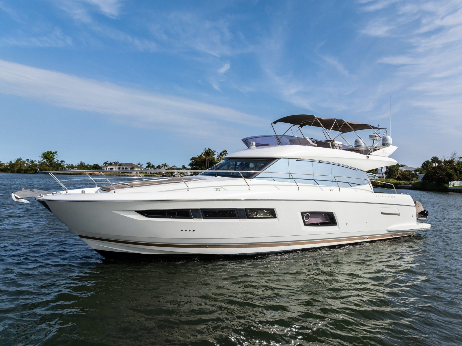 55' 2015 Prestige 550