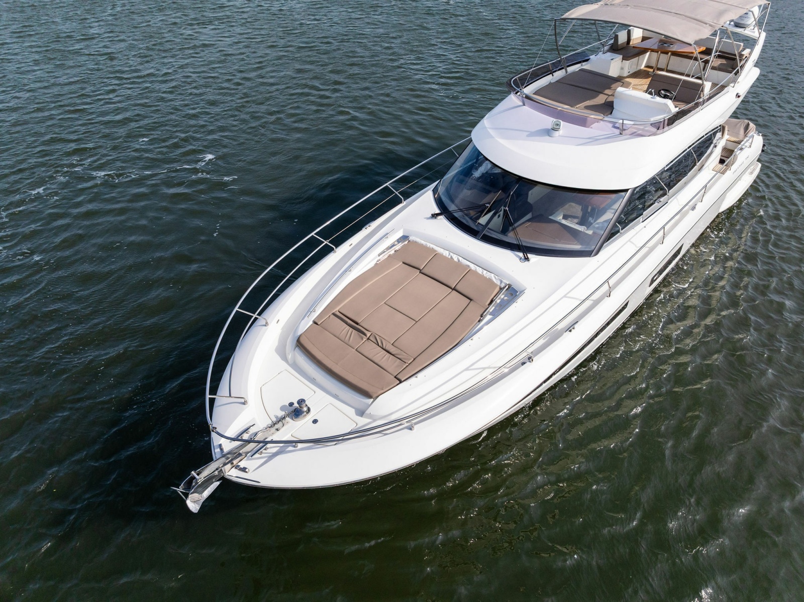 55' 2015 Prestige 550