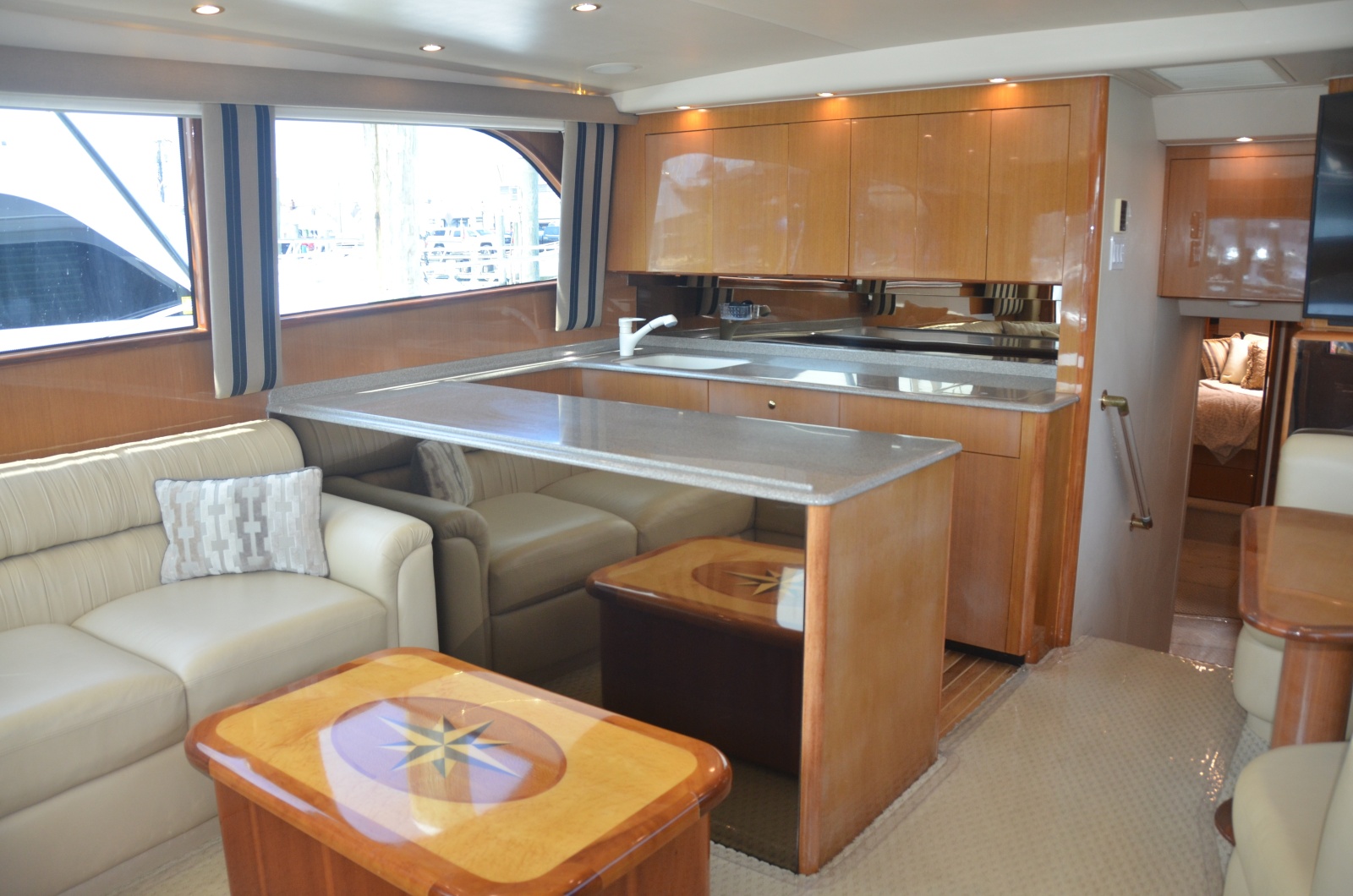 52' 2003 Viking 52 Convertible