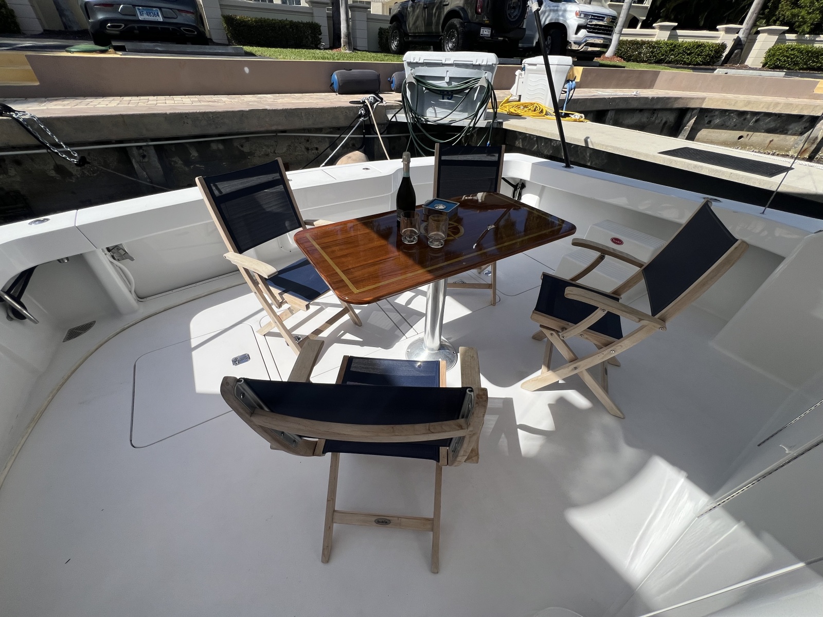 52' 2003 Viking 52 Convertible