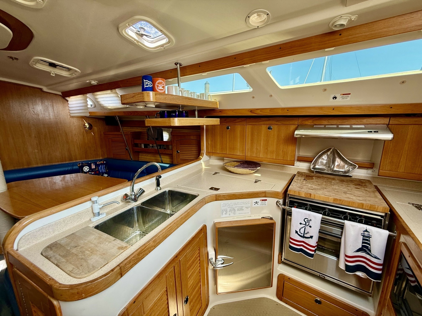 2002 Catalina 