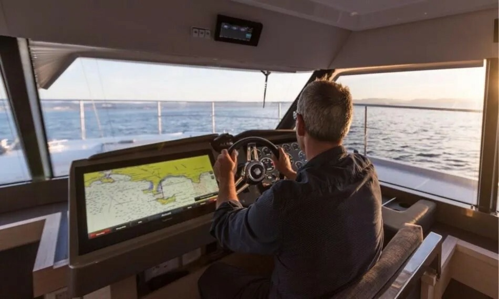 44' 2018 Fountaine Pajot MY 44