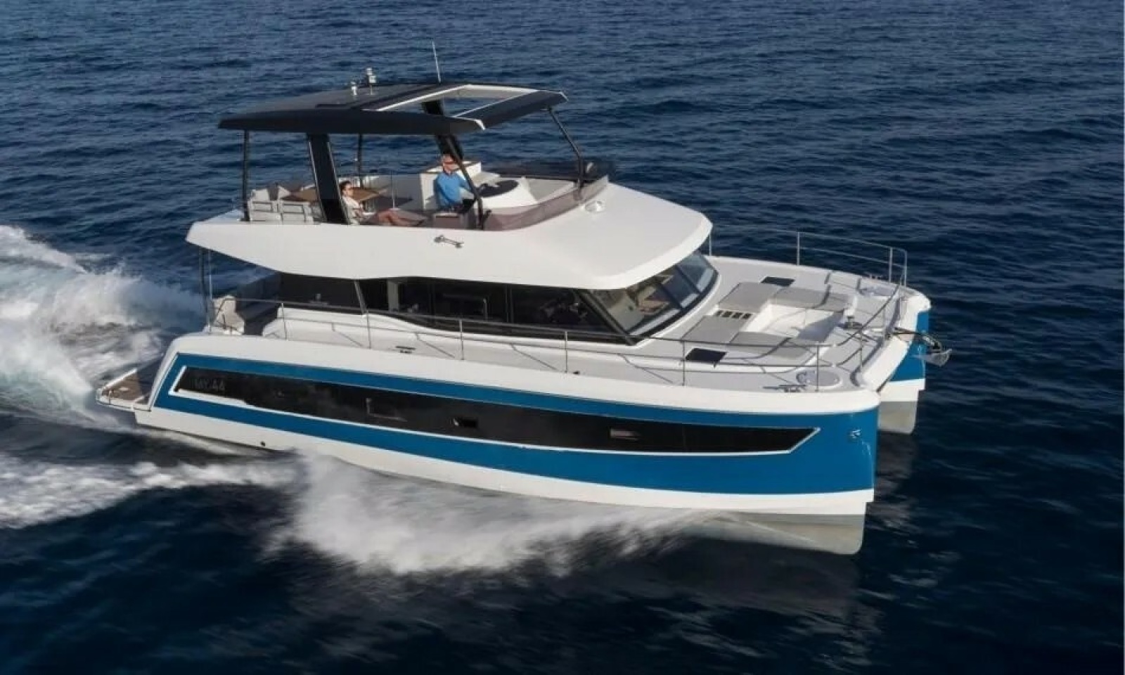 44' 2018 Fountaine Pajot MY 44