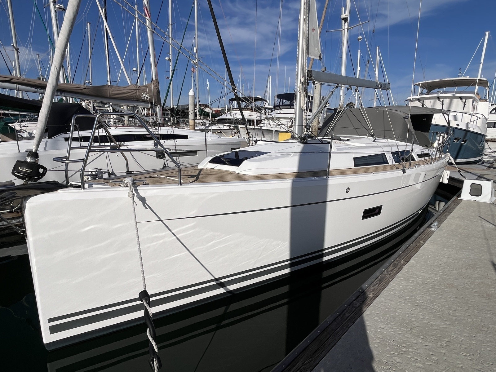 JOYRIDE 34ft Hanse Yacht For Sale