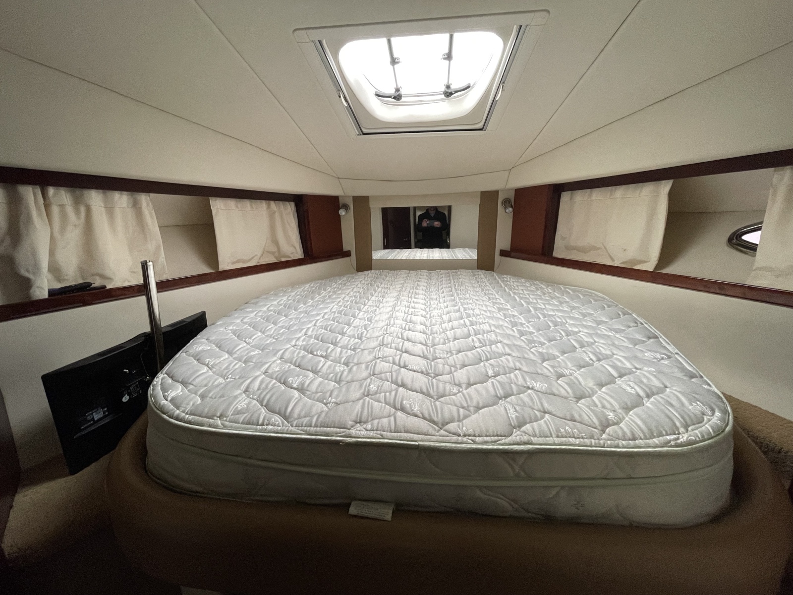 39' 2010 Sea Ray 390 Sundancer