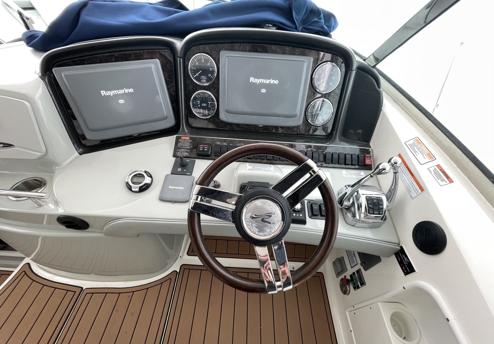 2010 Sea Ray 390 Sundancer