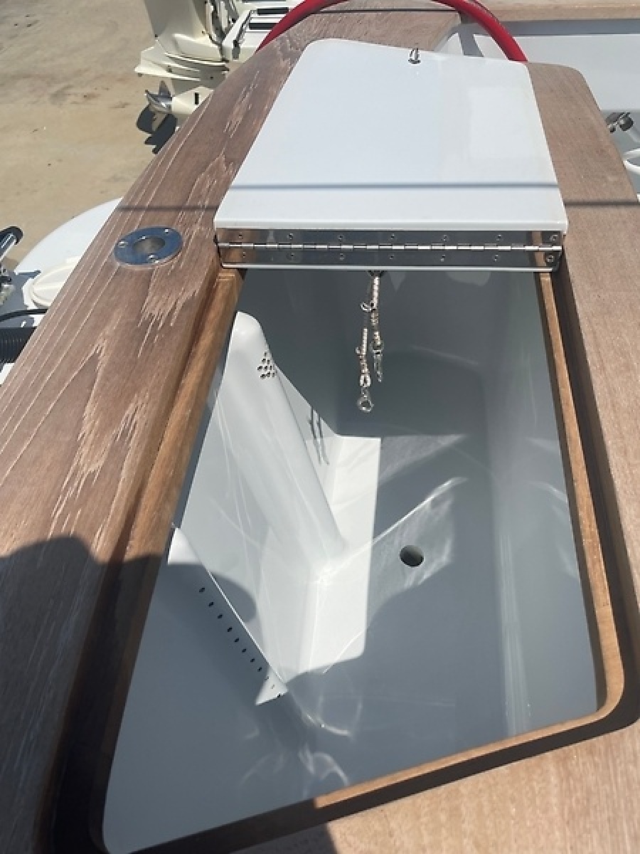 2021 Shearline Shearline Center Console — 0005623961