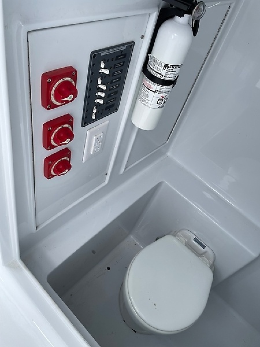 2021 Shearline Shearline Center Console — 0005623984