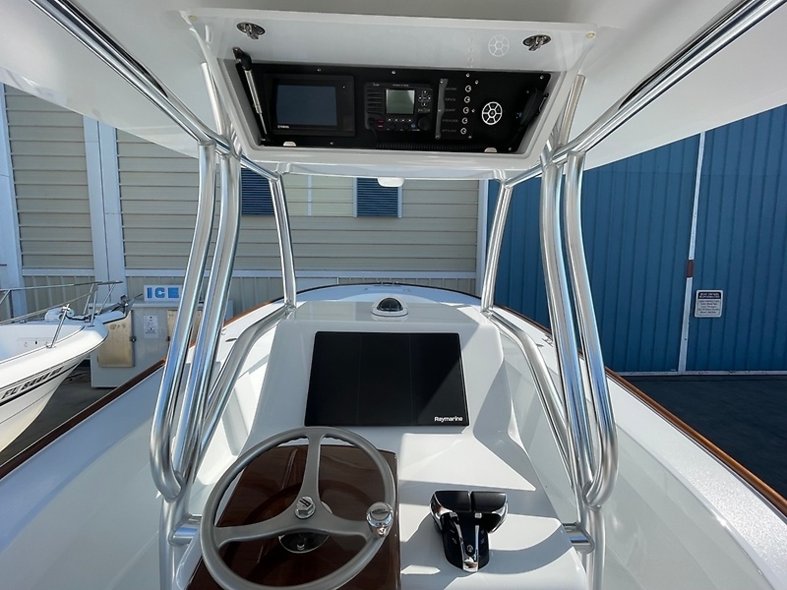 2021 Shearline Shearline Center Console — 0005623432