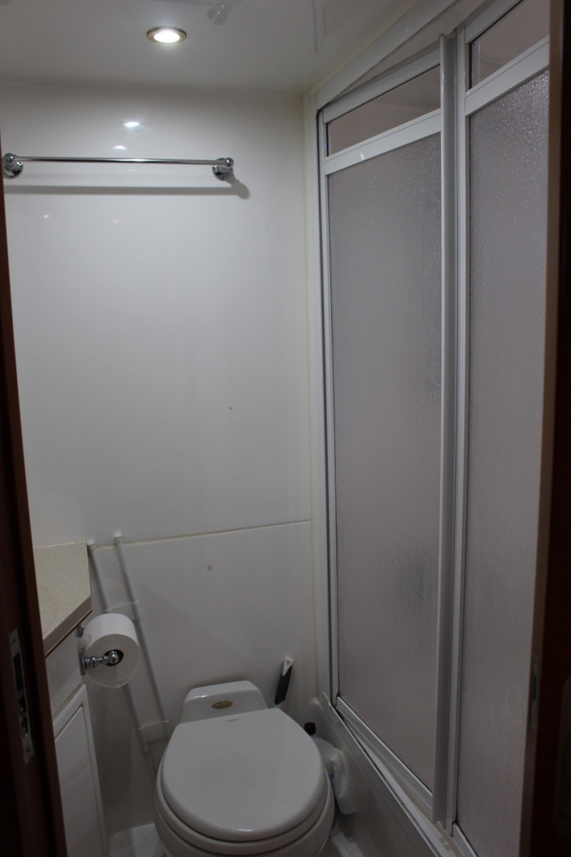 45' 2007 Jefferson Motor Yacht