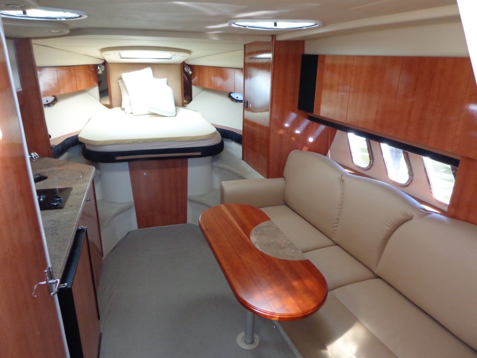 35ft Cruisers Yachts Yacht For Sale
