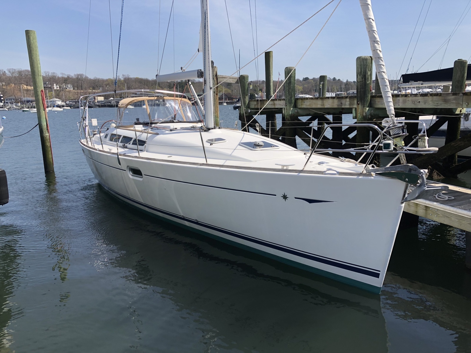 42ft Jeanneau Yacht For Sale