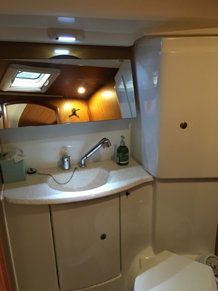 42ft Jeanneau Yacht For Sale